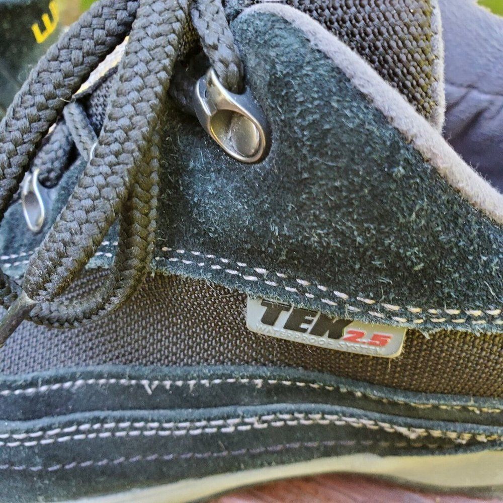 LL Bean Tek 2.5 Women Shoes Sneaker Size 11 W Black 258271 Waterproof Primaloft - Picture 3 of 9
